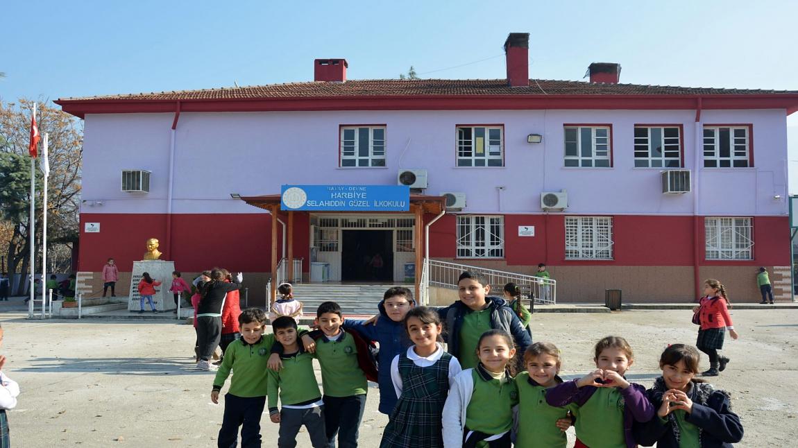 Harbiye Selahiddin Güzel İlkokulu Fotoğrafı
